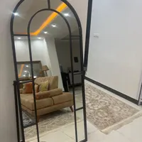 اینه ایستاده