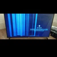 تلوزیون شکسته اسنوا ۵۵ اینج