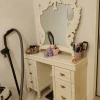 سرویس خواب و فرش شش متری در حد نو