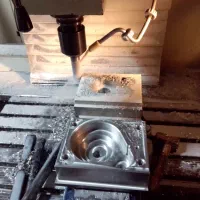 خدمات ماشین کاری تراش و فرز cnc و طراحی و ساخت