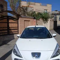 پژو 207 اتوماتیک سقف فلز - مدل 1402