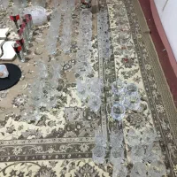 تعدادی لوازم خانگی لیوان