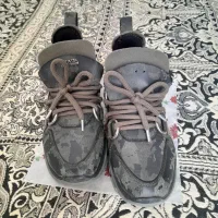 کتونی چریکی سالم