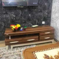 میز تلویزیون محکم و تمیز