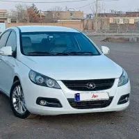 جک j5 دنده ای  مدل 92  در حد نو