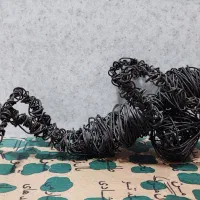 آدمک رها|مجسمه، تندیس، ماکت|شاهینشهر, فدک|دیوار