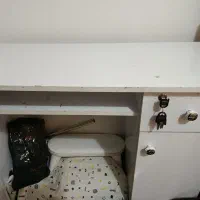 میز ناخن ترولی.صندلی چرخ دار