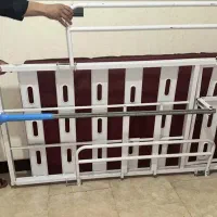 تخت بیمار دو شکن