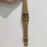 ساعت قدیمی و کاملا سالم