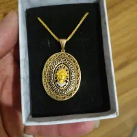 پلاک یا مدال و زنجیر طلا لوکس