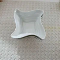 ۱۸ عدد کاسه سفید سرامیکی