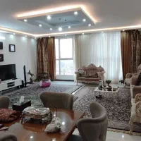 ۱۳۰متر۳خواب/ ۱۳۰مترپشتبام اختصاصی/ آسانسور پارکینگ