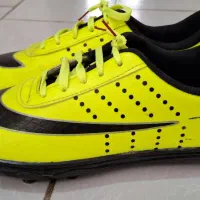 کتانی ورزشی چمن سایز ۴۰|کیف، کفش، کمربند|رشت, سلیمانداراب|دیوار