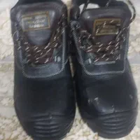 کفش ایمنی و لباس کار