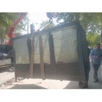 یک عدد آکواریو بزرگ سالم