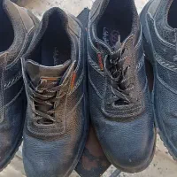 کفش ایمنی|کیف، کفش، کمربند|بروجرد, |دیوار