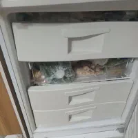 یخچال فریزر دو درب بالا وپایین ۴ کشو|یخچال و فریزر|جاجرود, |دیوار