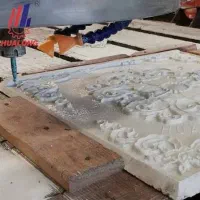 استخدام دو نفر نیروی ساده