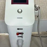 دستگاه لیزر و تخت و صندلی