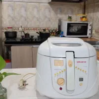 سرخ کن ۲/۵ ورلد استار. نو نو