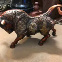 مجسمه برنزی گاو وال استریت آنتیک قدیمی پرنقش|مجسمه، تندیس، ماکت|تهران, مجیدیه|دیوار