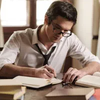 فروش فیلم نامه برای یوتیوب و اینستا