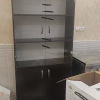 میز و صندلی و بوفه