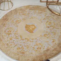 فرش خوش رنگ و طرح