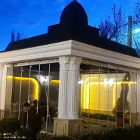 شیشه وپنجره گیوتینی بالا رونده تاشو جام بالکنی‌
