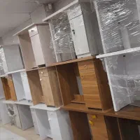 صندلی چرخدار و میز کاشت ناخن|آرایشگاه و سالن‌های زیبایی|شیراز, شهرک گلها|دیوار