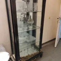 ساعت ایستاده و بوفه نونو