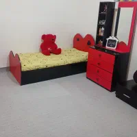 تخت و دراور