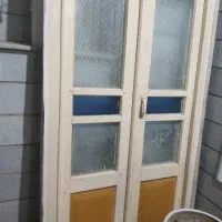 در عتیقه چوبی