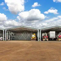 زمین نمایشگاهی تجاری / گویم