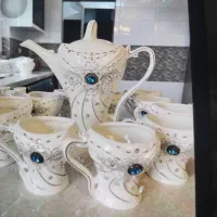 ظرف چینی 12نفره نو نو کارتن هم داره