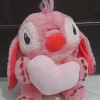 عروسک استیج صورتی
