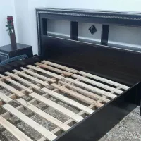 تخت خواب ۲نفره وپاتختی ، کمد لباس، میزآرایش