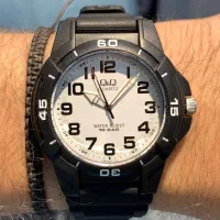 ساعت Q&Q اصل ژاپن ضد آب ۱۰۰ متر  ۱ سال ضمانت