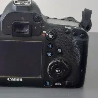 بدنه دوربین Canon Eos 6D|دوربین عکاسی و فیلم‌برداری|تهران, فلسطین (میدان انقلاب)|دیوار
