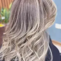 رنگ مو در شهرسقز|خدمات آرایشگری و زیبایی|سقز, |دیوار