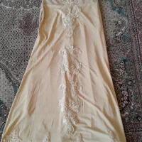تعدادی لباس مجلسی زنانه