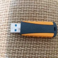 فلش مموری ۸ گیگ|قطعات و لوازم جانبی رایانه|شیراز, سینما سعدی|دیوار