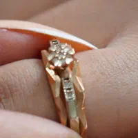 دو عدد انگشتر گمشده