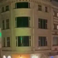 مغازه-90-متر-و-38-متر-بالکن-بر-خیابان-انقلاب