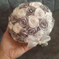 دسته گل عقد ربانی سفید طوسی