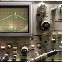 اسیلوسکوپ. منبع تغذیه .مولتی متر .اهم متر.LCR متر