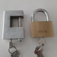 دوعدد قفل بزگ فروشی