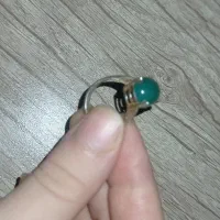 انگشتر نقره با نگین عقیق سبز