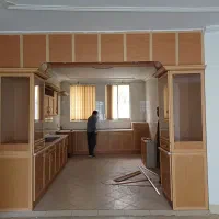 درب اتاق کمد دیواری و آبگرمکن کابینت.لوستر.گهواره