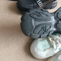 کفش|کیف، کفش، کمربند|شاهین دژ, |دیوار